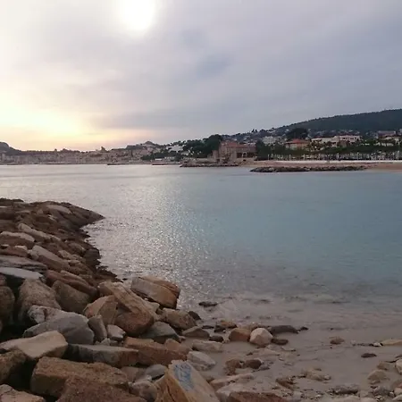 Le Moulin De Pebre Apartment